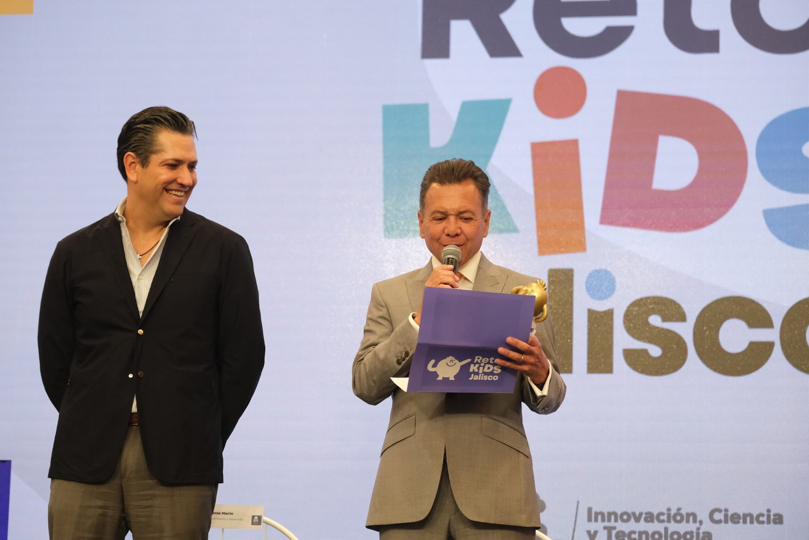 Lemus encabeza premiación de Reto Kids