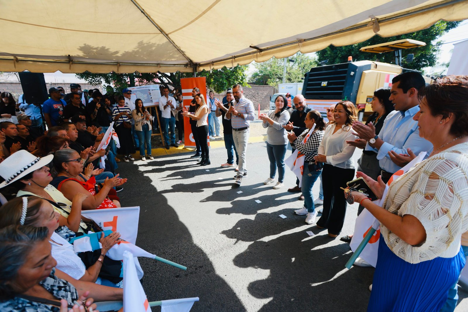 Quirino arrancan obras y lleva feria de empleo a Los Agaves