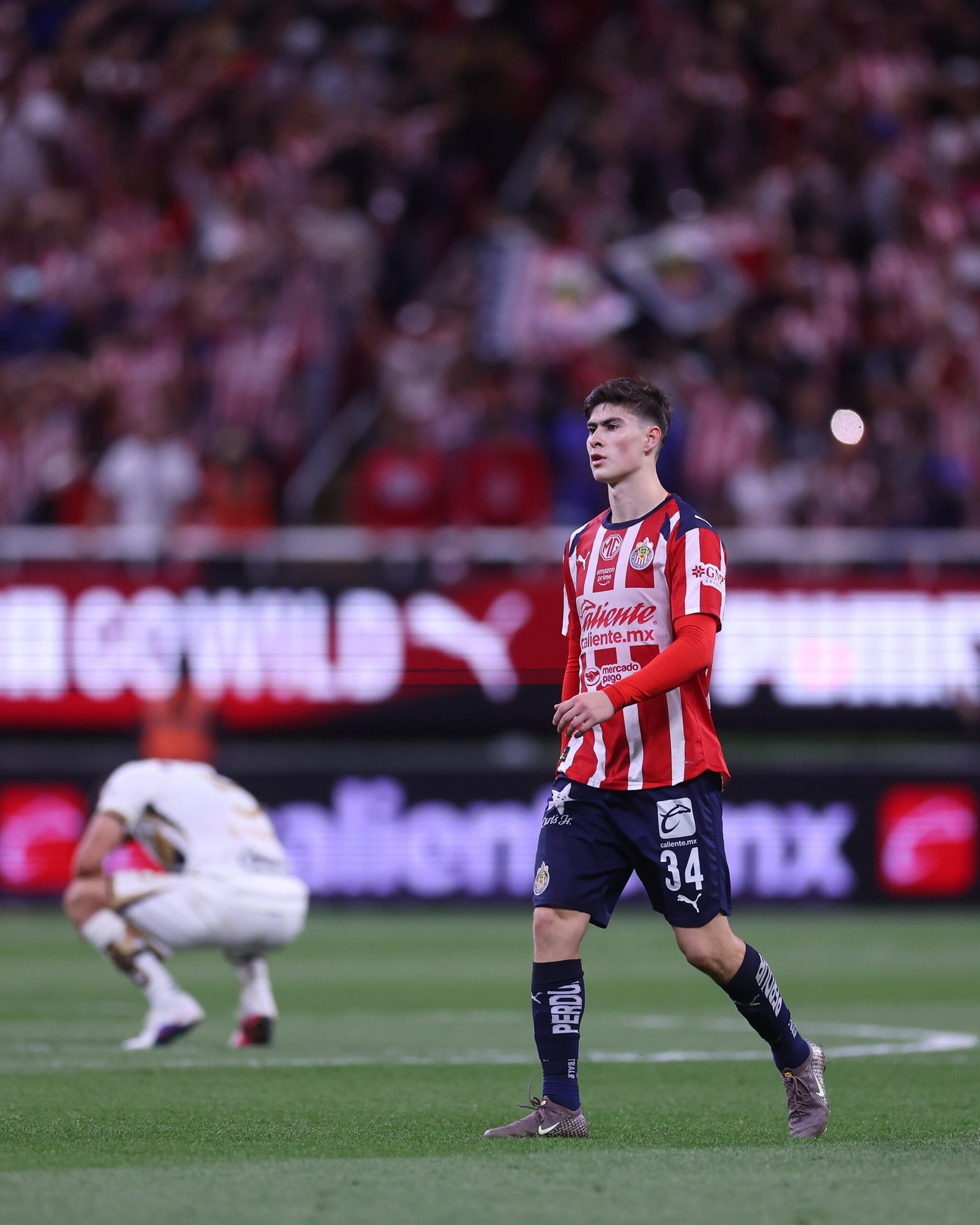 HORMIGOL DA EMPATE A CHIVAS