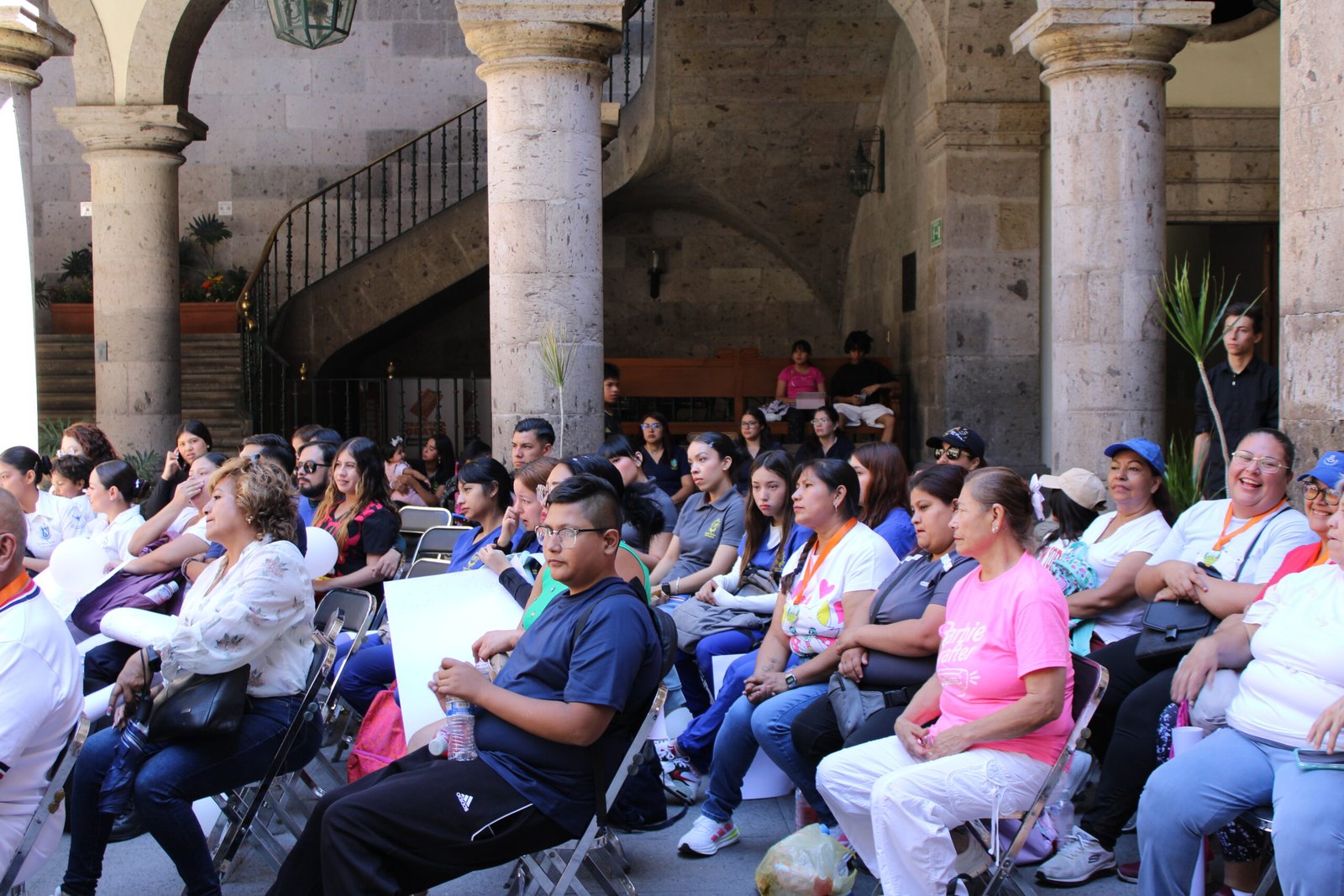 marcha de las niñas y los niños en guadalajara