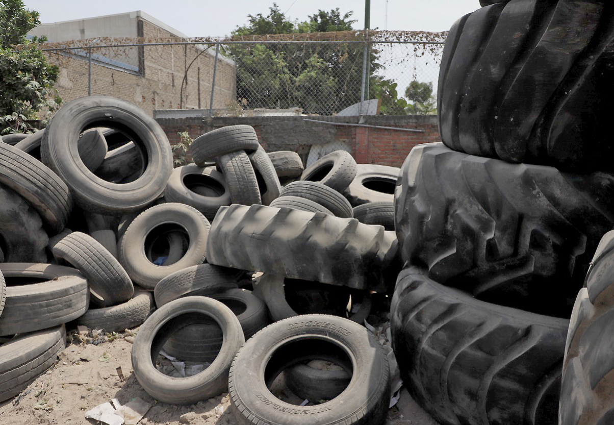 GDL retira más de mil 200 llantas de la vía pública 