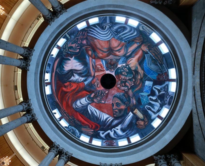 UdeG resguarda 88 murales en edificios históricos