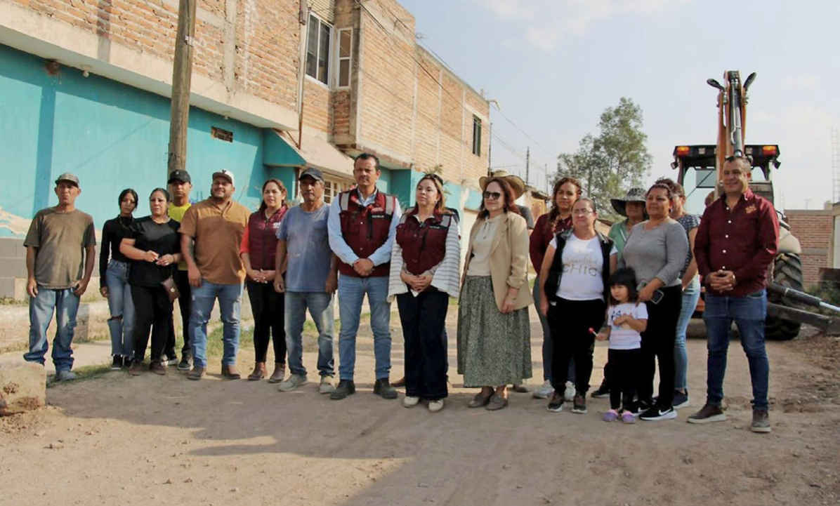 Atiende crisis de agua con pozos y pipas en Parques del Castillo