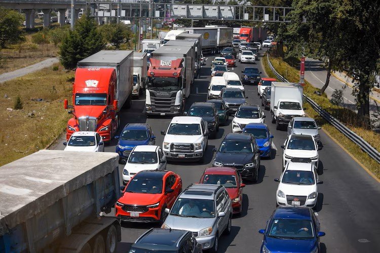 Transportistas y agricultores van a paro nacional en 20 estados