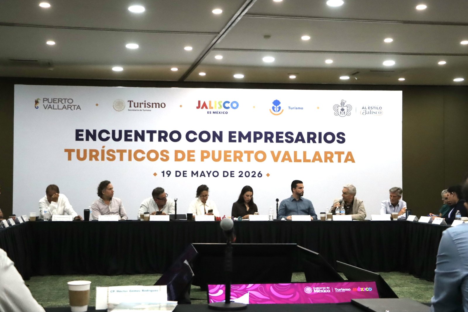 Afinan estrategia turística para fortalecer a Puerto Vallarta 