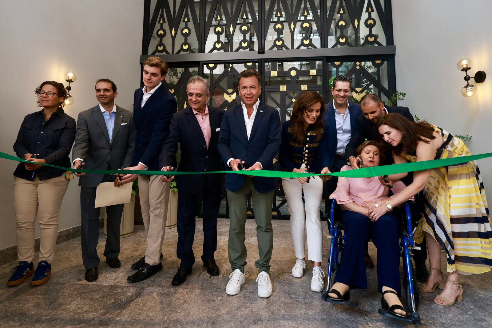 Lemus encabeza apertura de nuevo hotel en el Centro