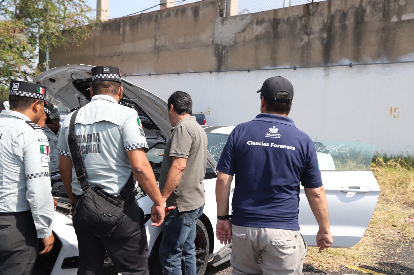 Capacitan a elementos de seguridad en identificación vehicular