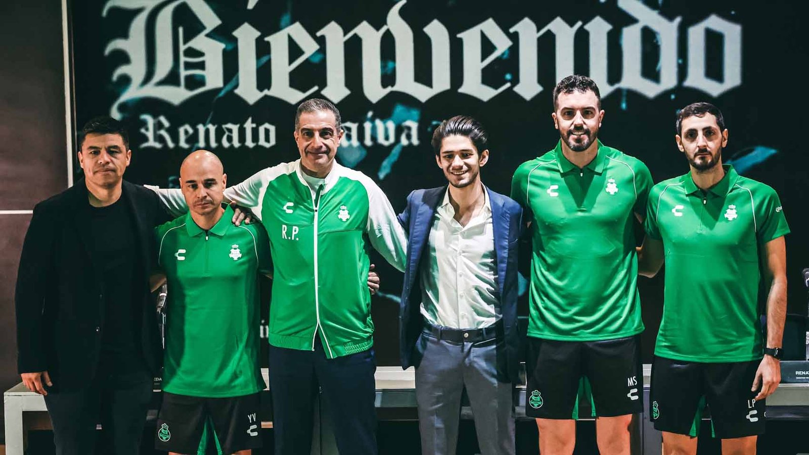 Renato Paiva llega a Santos: Reconstrucción en silencio