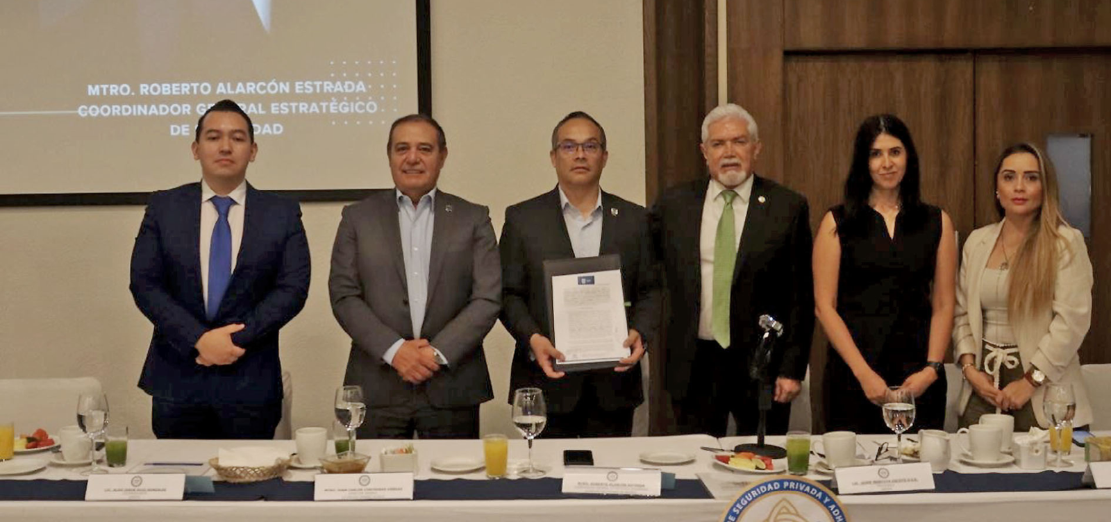 Firman convenio para fortalecer la seguridad