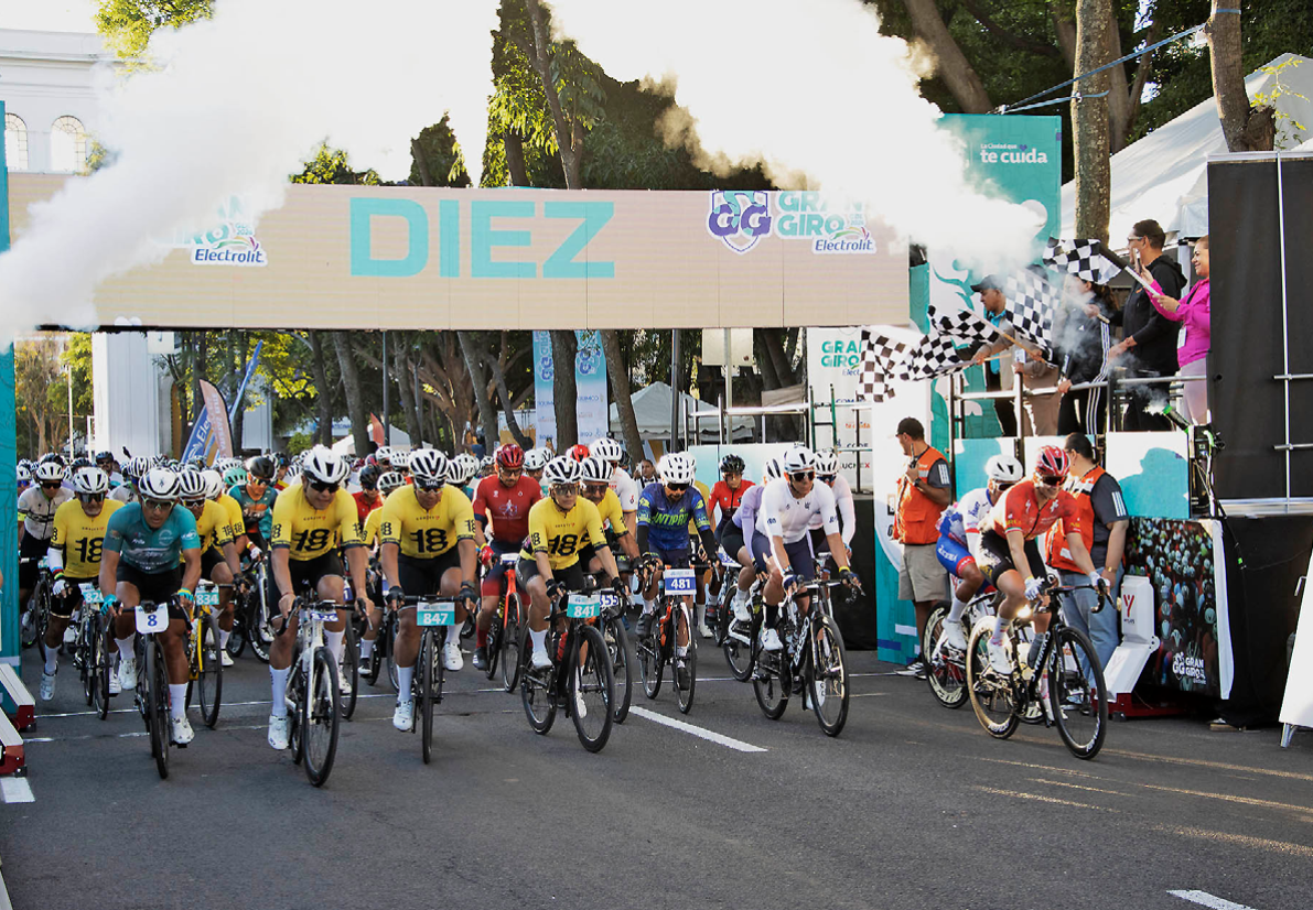 Aguirre y Salazar dominan el Gran Giro 2026
