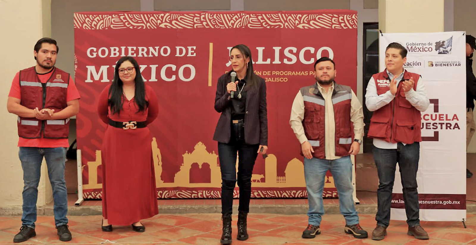 Tlaquepaque se integra al programa federal “La Escuela es Nuestra”