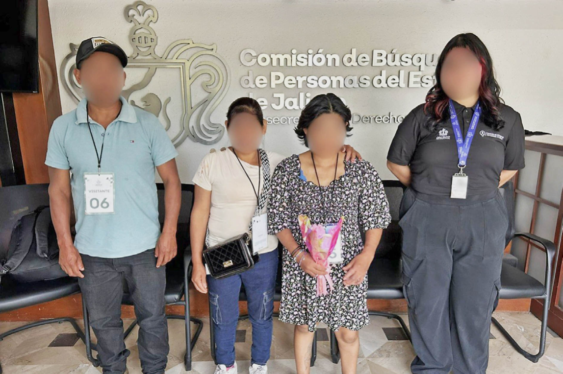 Reintegran con su familia a mujer localizada en La Barca