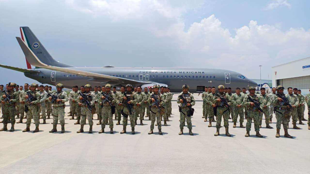 México despliega personal y ayuda humanitaria en Venezuela
