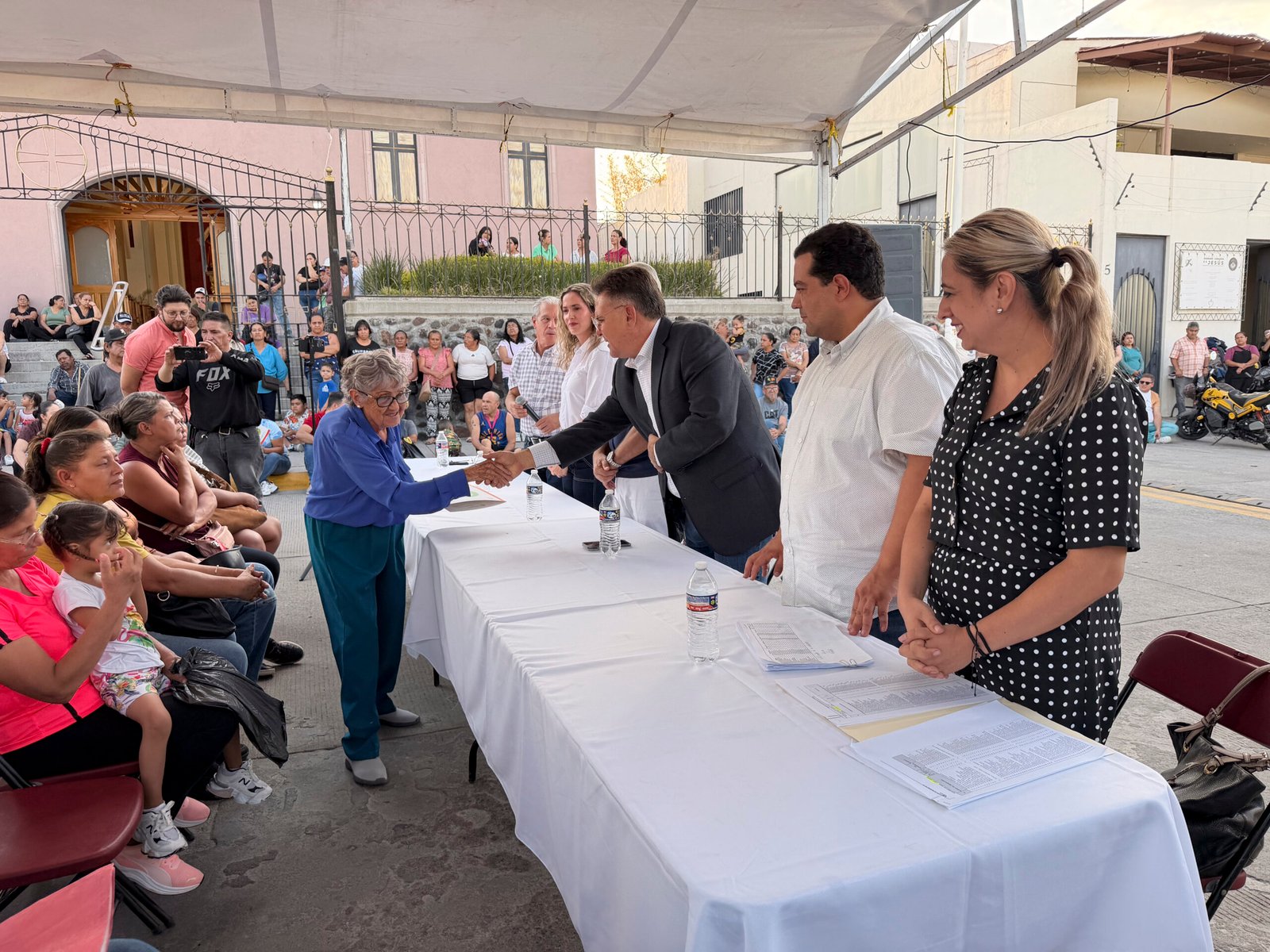 IJALVI regulariza patrimonio de 332 familias