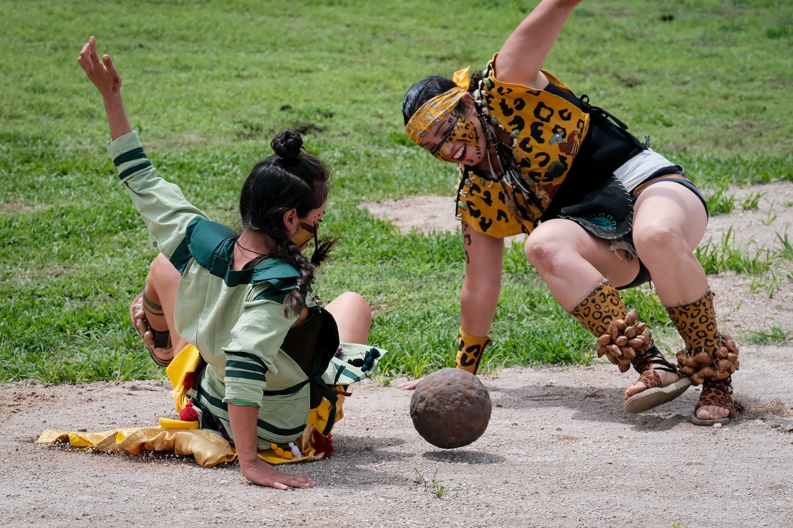 Reviven el juego de pelota ancestral en Guachimontones