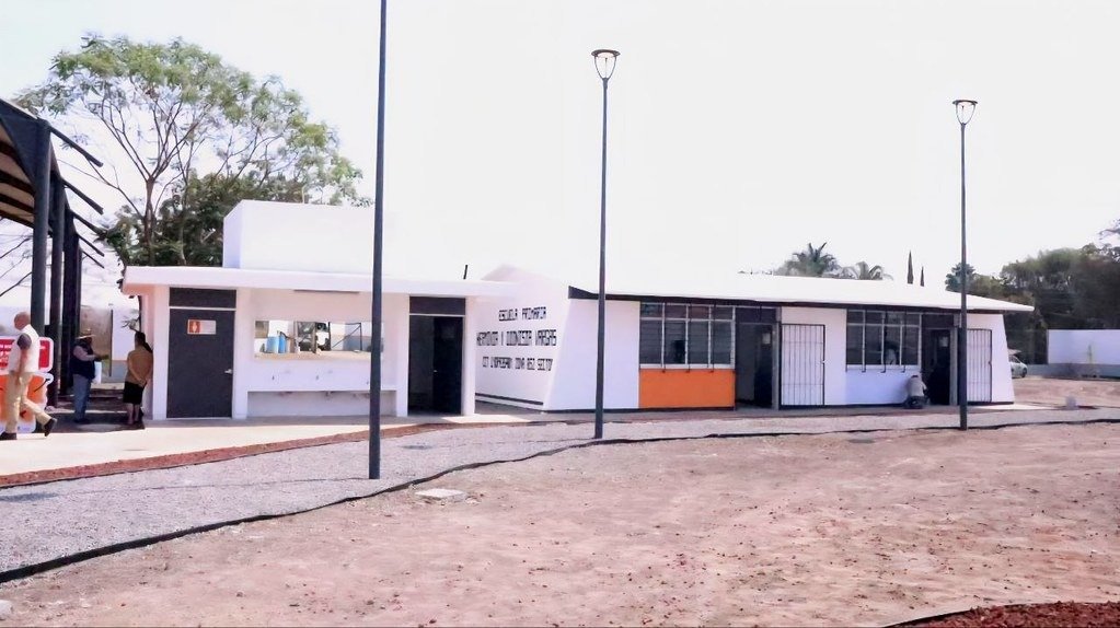 Tlajomulco aprueba donación de predios para ampliar infraestructura educativa
