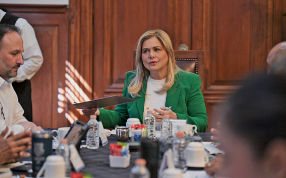 Maru Campos exige investigar a Rocha Moya 