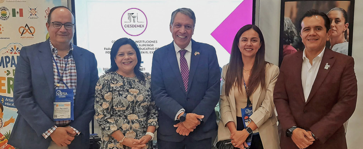 UdeG promueve educación mexicana en foro global