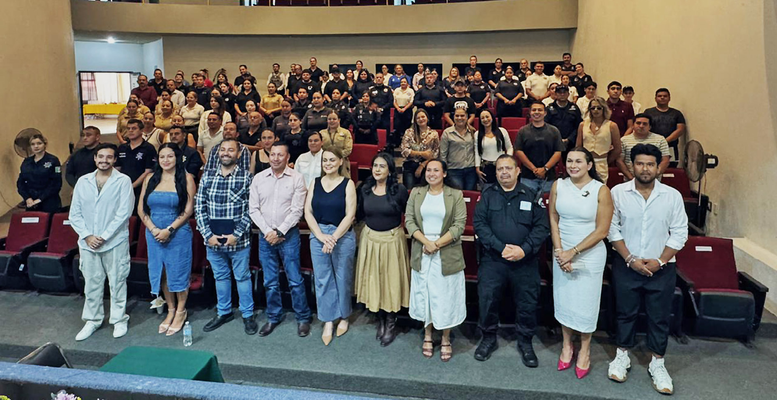 Capacitan a policías de la Ciénega en derechos humanos e inclusión