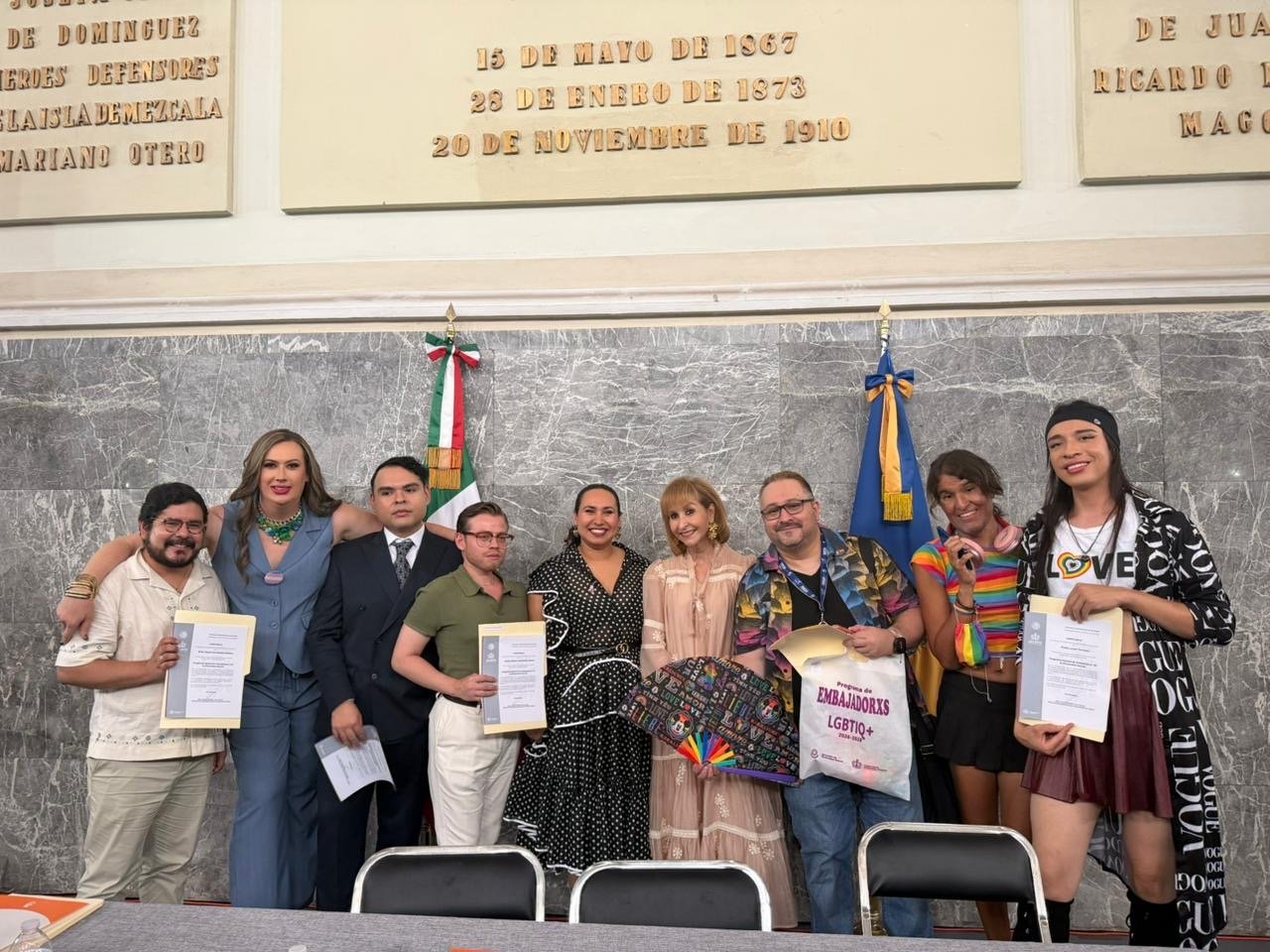 Toman protesta embajadores de la diversidad sexual