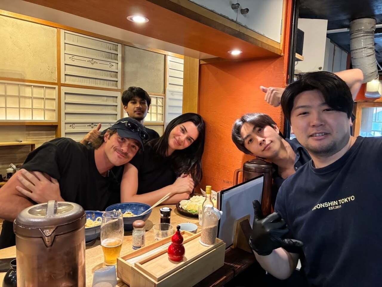 La foto que confirma todo: Jacob Elordi y Kendall Jenner de viaje romántico en japón