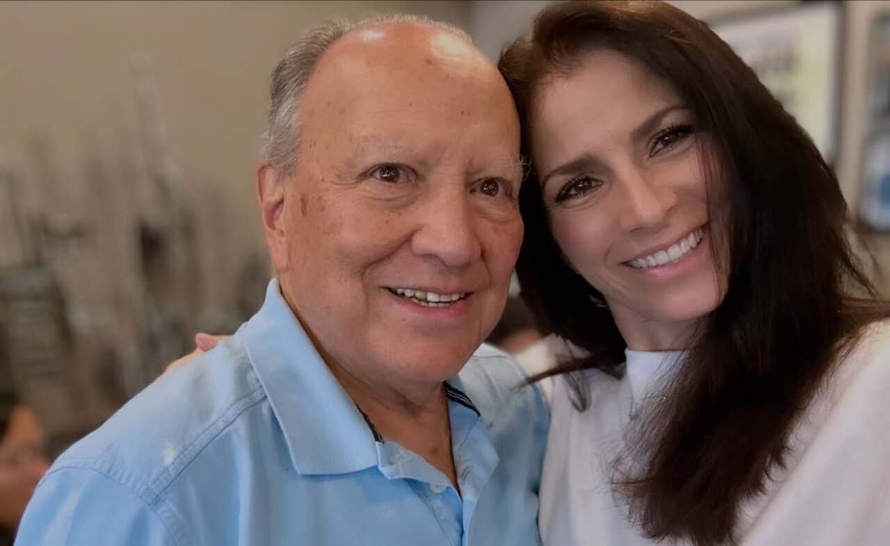 El Conmovedor Mensaje de Despedida de Alessandra Rosaldo a su Padre: Un Adiós Lleno de Amor y Legado