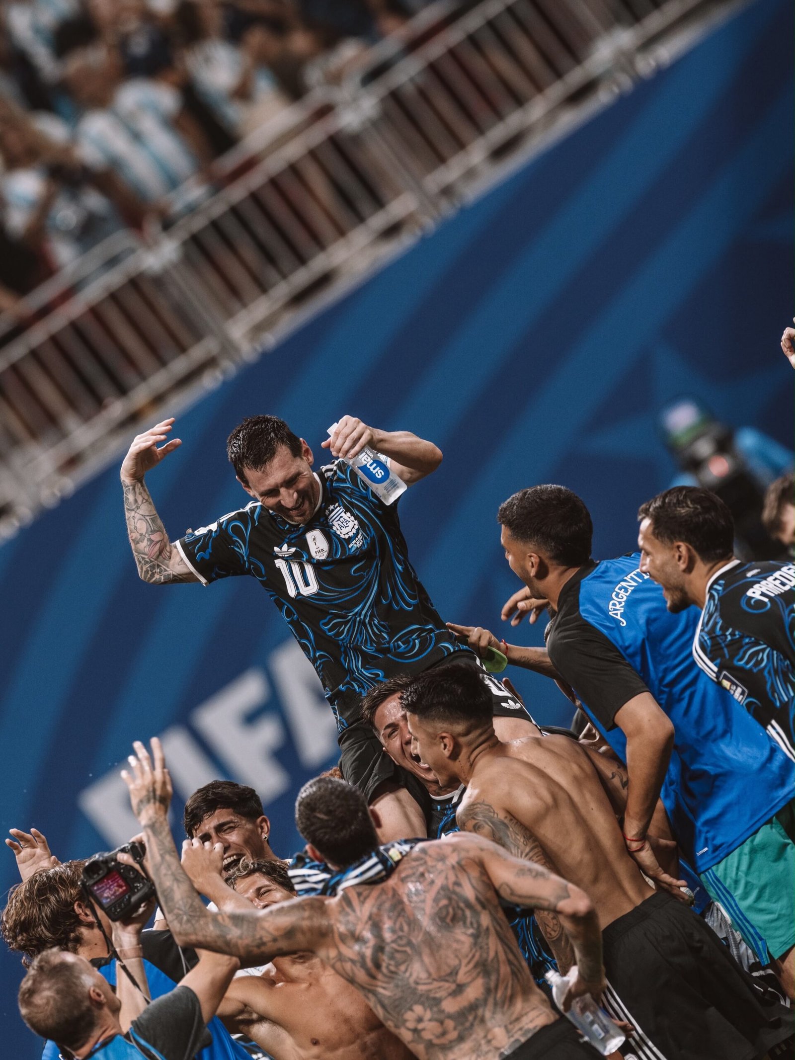 MESSI Y ARGENTINA VAN POR EL BI