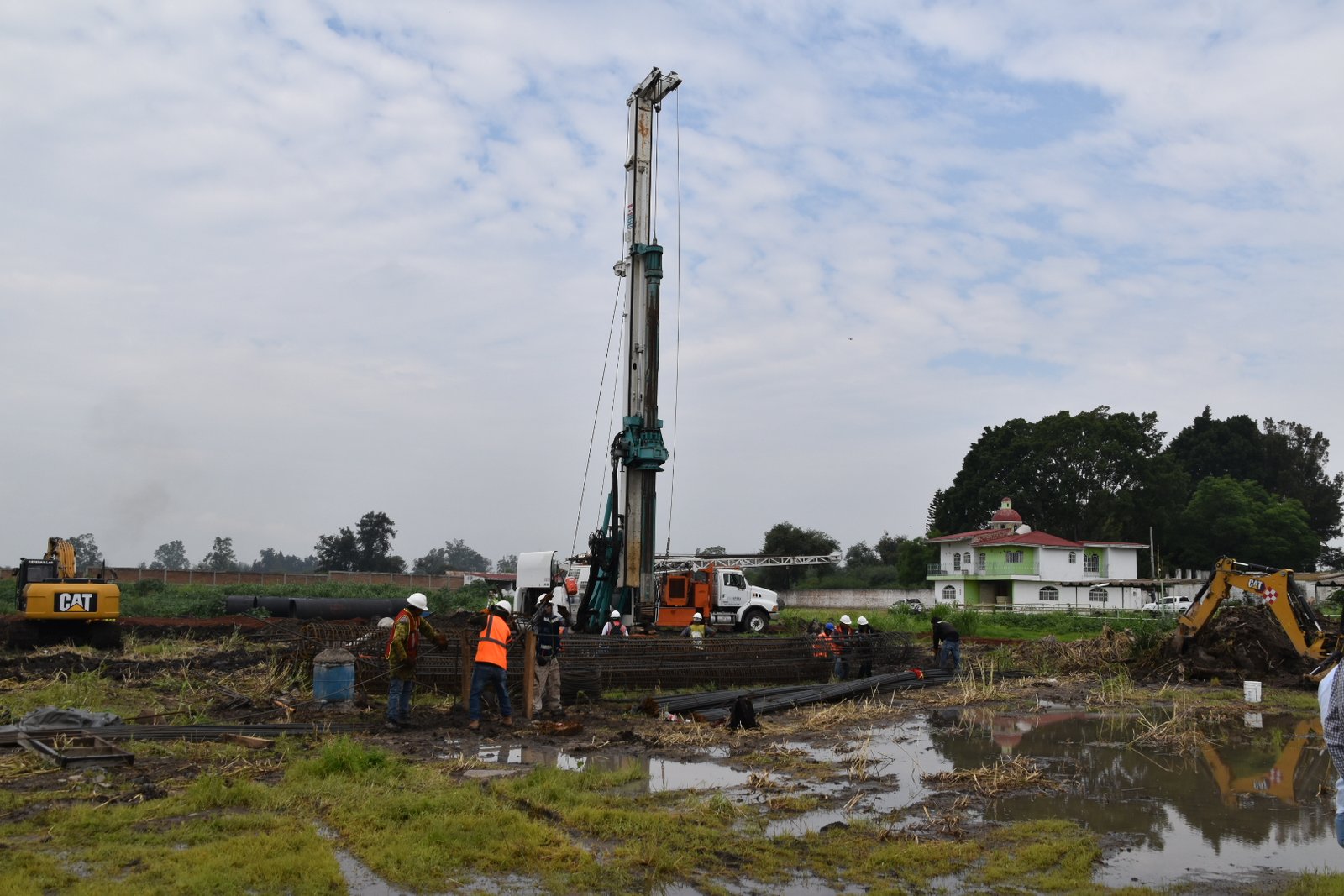 Supervisan obras del plan integral de agua