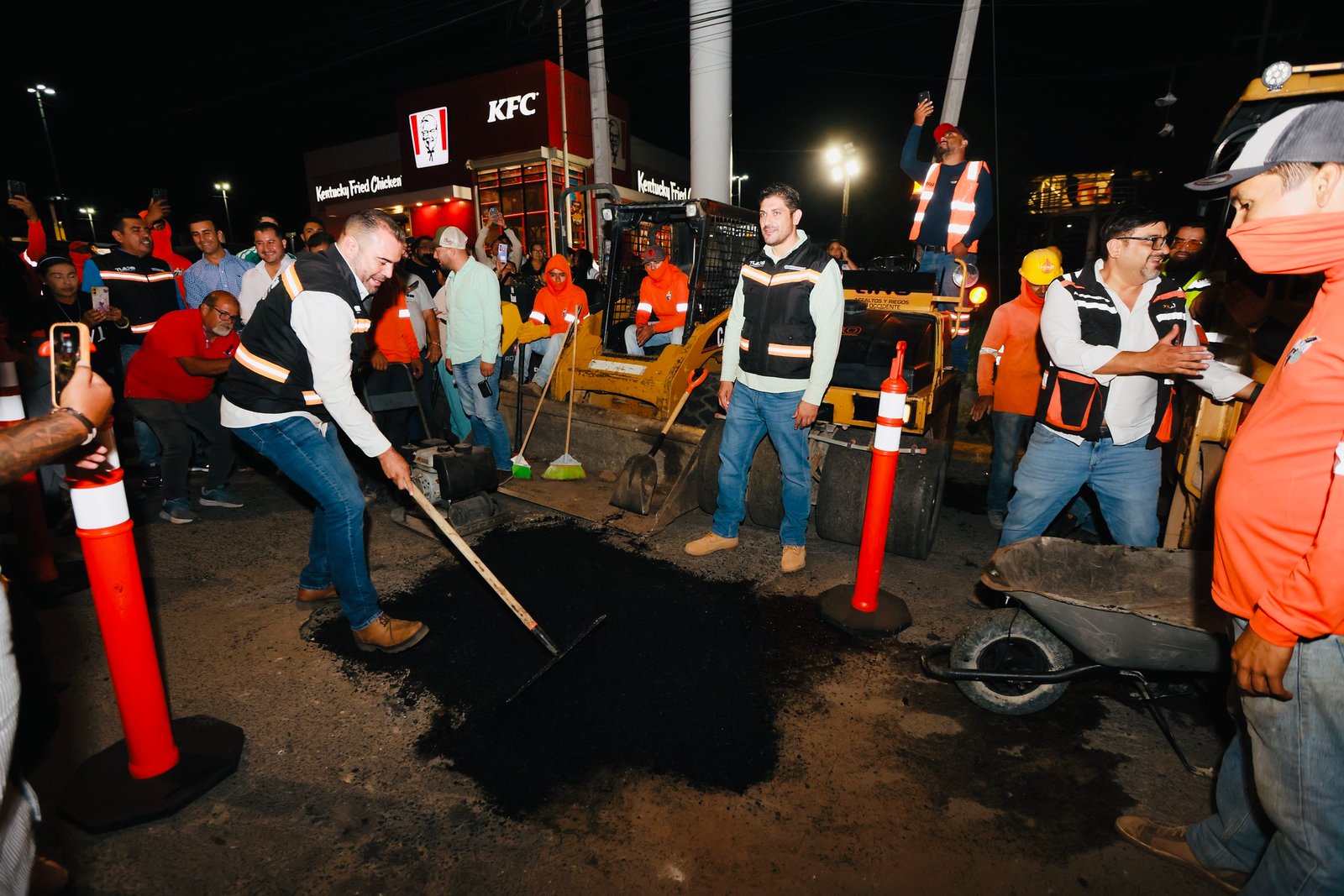 Tlajomulco destina $24 millones para reforzar programa de bacheo