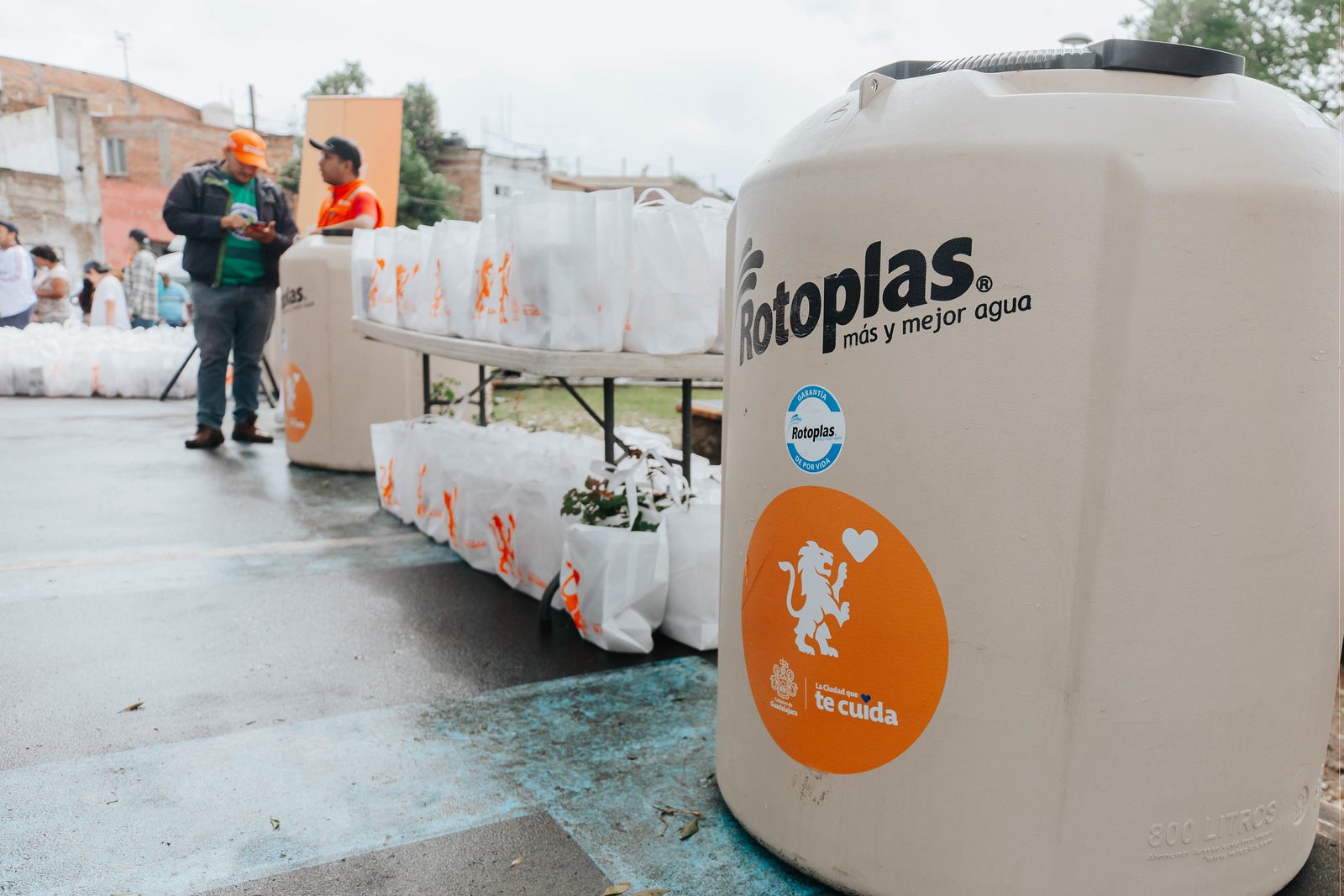 Entregan apoyos para mejorar calidad del agua