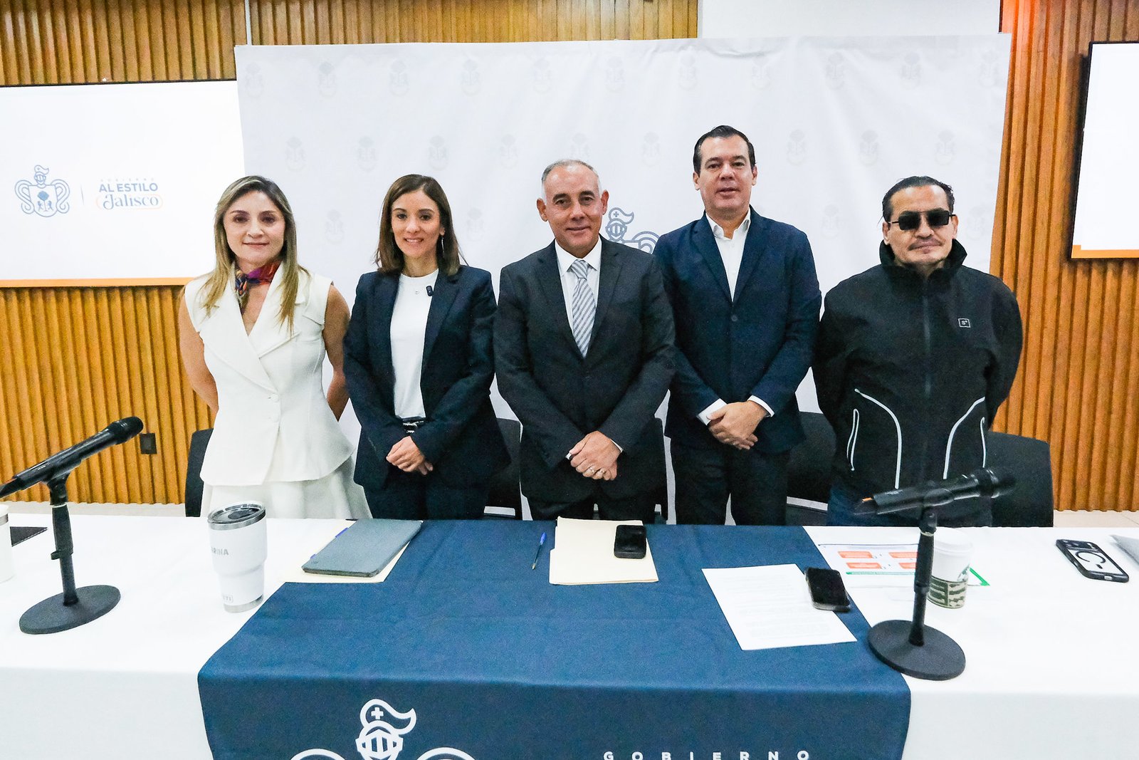 Abren registro para taxistas con más de 10 años de servicio