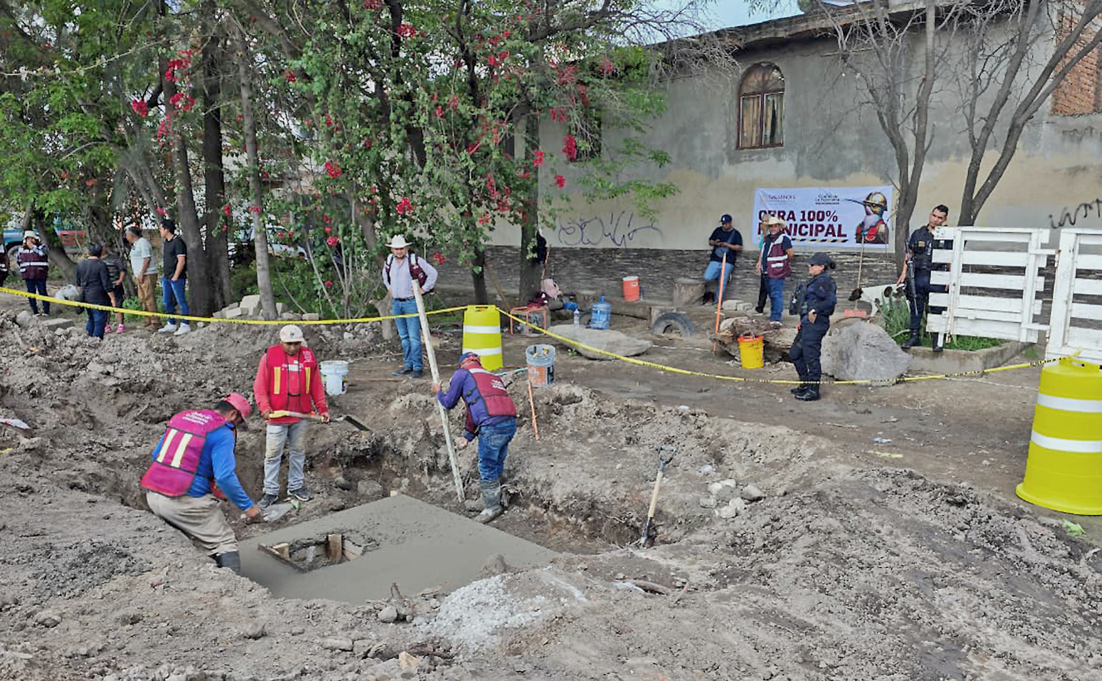 Tlaquepaque interviene calles y drenaje en San Martín de las Flores