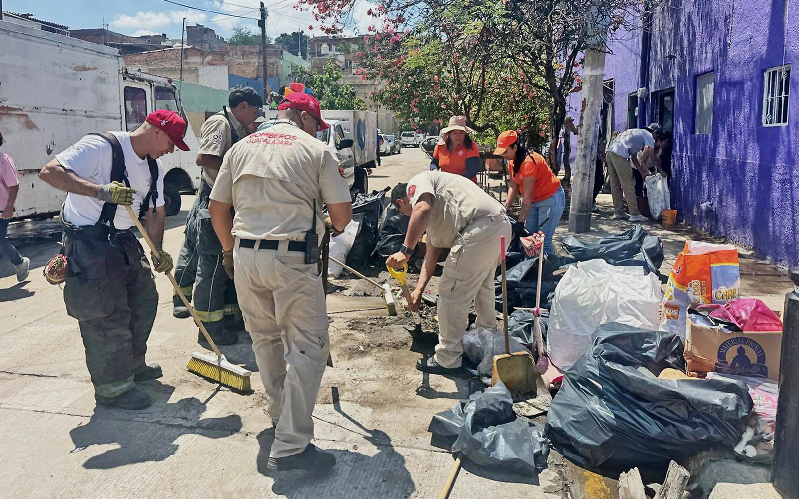 Atiende GDL contingencia por lluvia en Balcones de Oblatos
