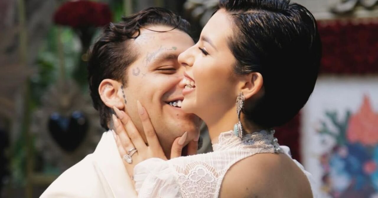 Nodal y Aguilar: ¿Boda en Puerta? Kunno Aviva Expectación con Misteriosa Sorpresa