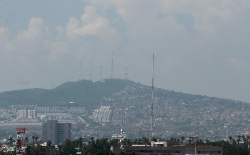 Concluye primera etapa de reforestación del Cerro del Cuatro