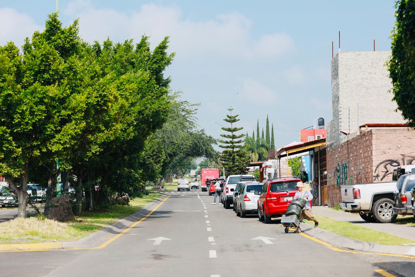 Macrobrigada de limpieza llega a Paseo de los Agaves