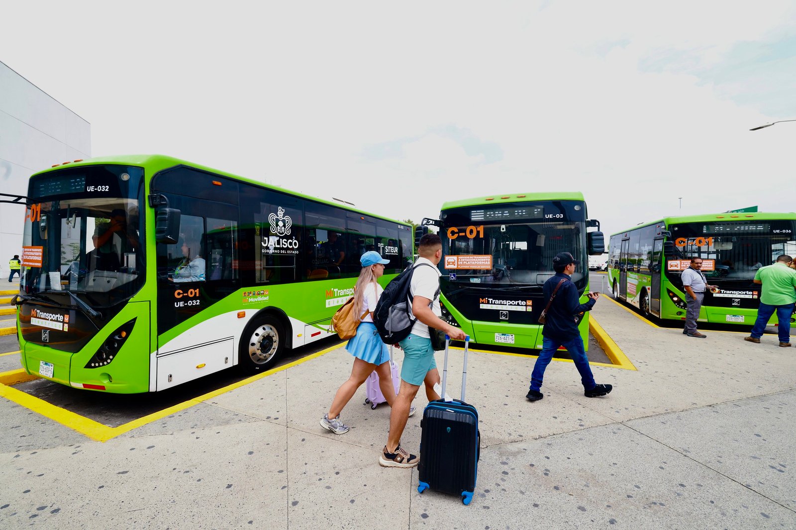 Registra patio del Aeropuerto 87 mil viajes de plataformas