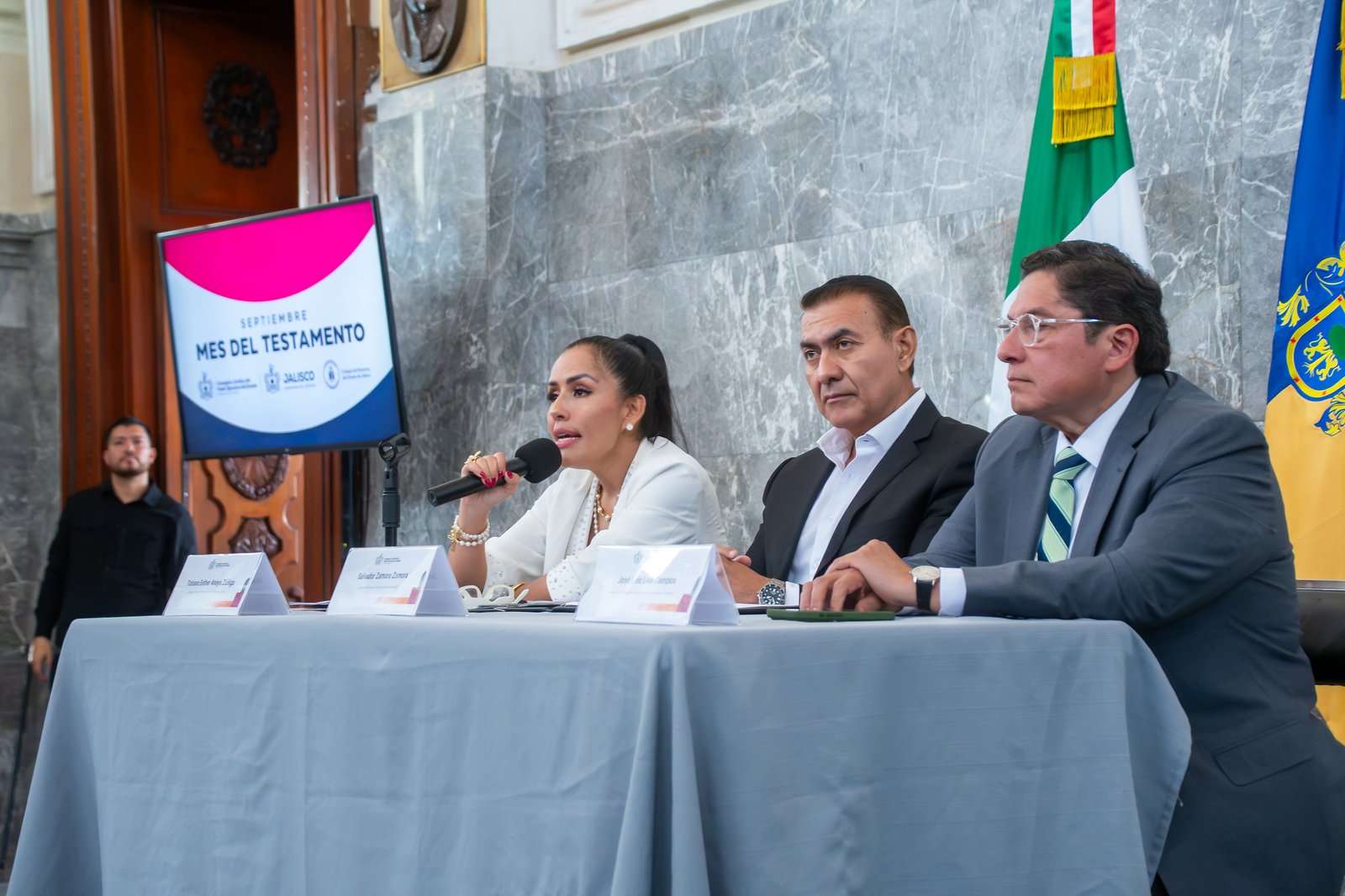 Mes del Testamento llega con descuento de casi 90%