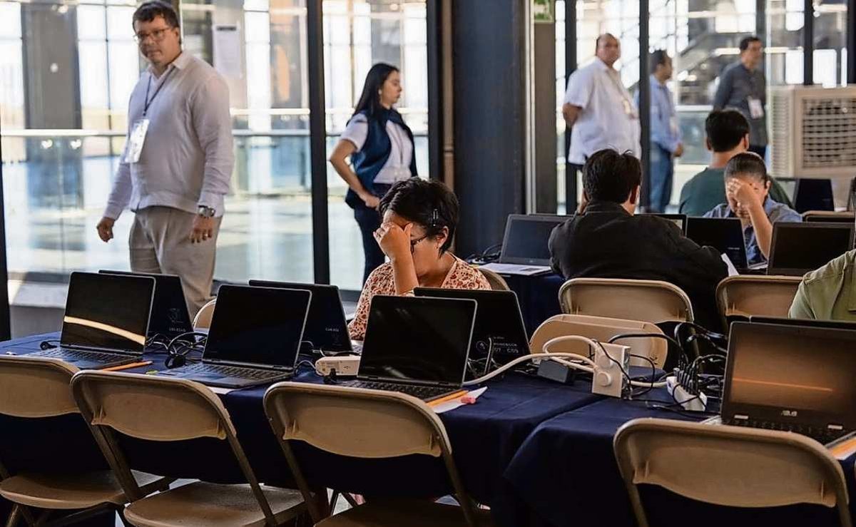 Costos y distancia: La odisea de aspirantes para examen de la UNAM