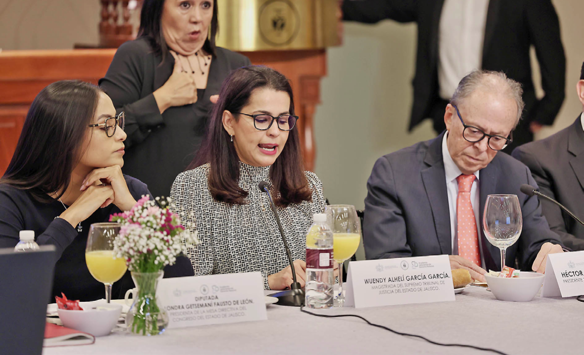 Jalisco inicia armonización de 97 normas estatales