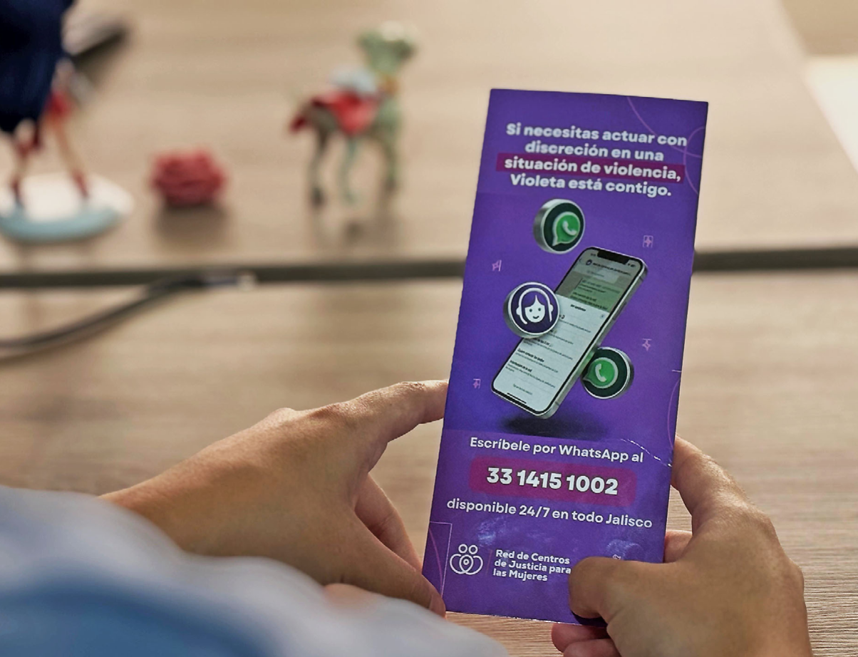 Chatbot Violeta supera 15 mil atenciones en su primer año