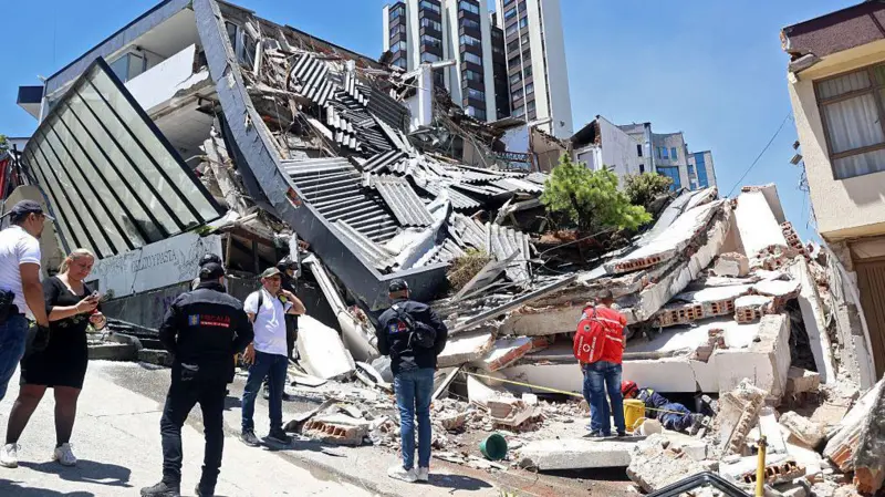 Colombia en Shock: Poderoso Sismo de 7.4 Causa Devastación y Tragedia Nacional