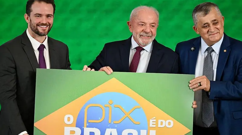 Pix: El sistema de pagos brasileño que desafía a Trump y gigantes financieros