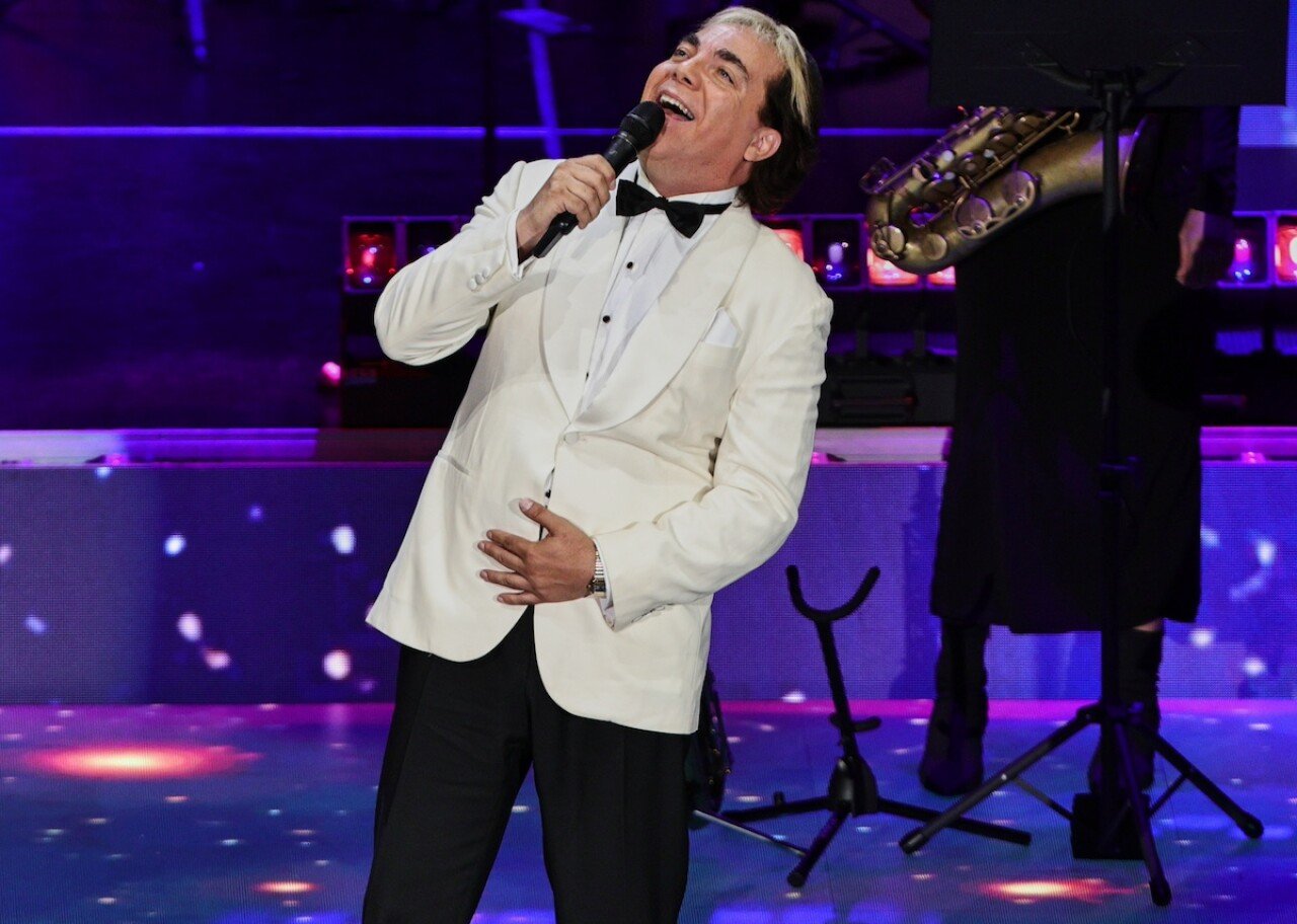 Cristian Castro: Nuevo capítulo académico a los 51, ¿destino UNAM?