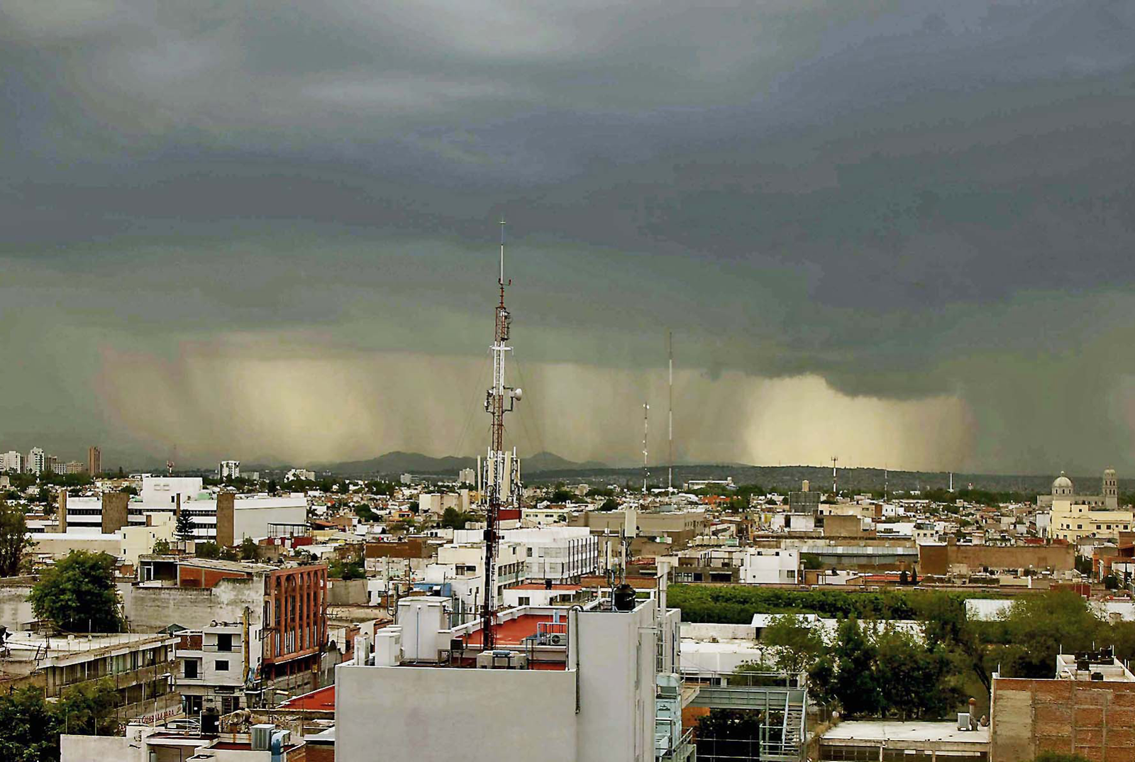 Prevén lluvias irregulares para agosto