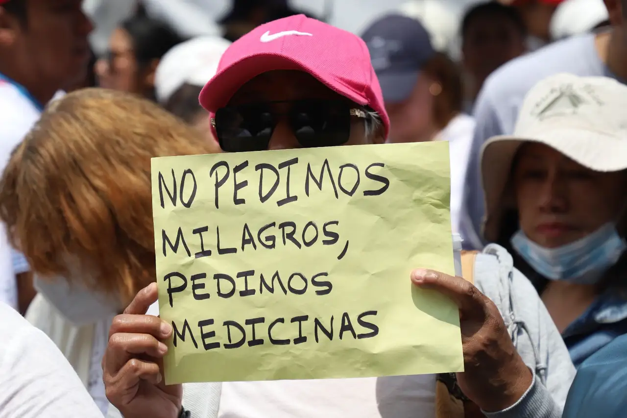 Alerta Roja en Salud: Recorte de Medicinas Amenaza Hospitales IMSS-Bienestar