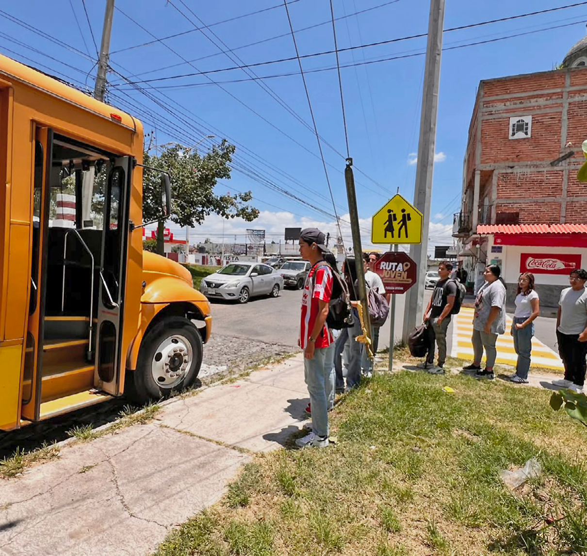 El Salto pone en marcha rutas de transporte gratuito