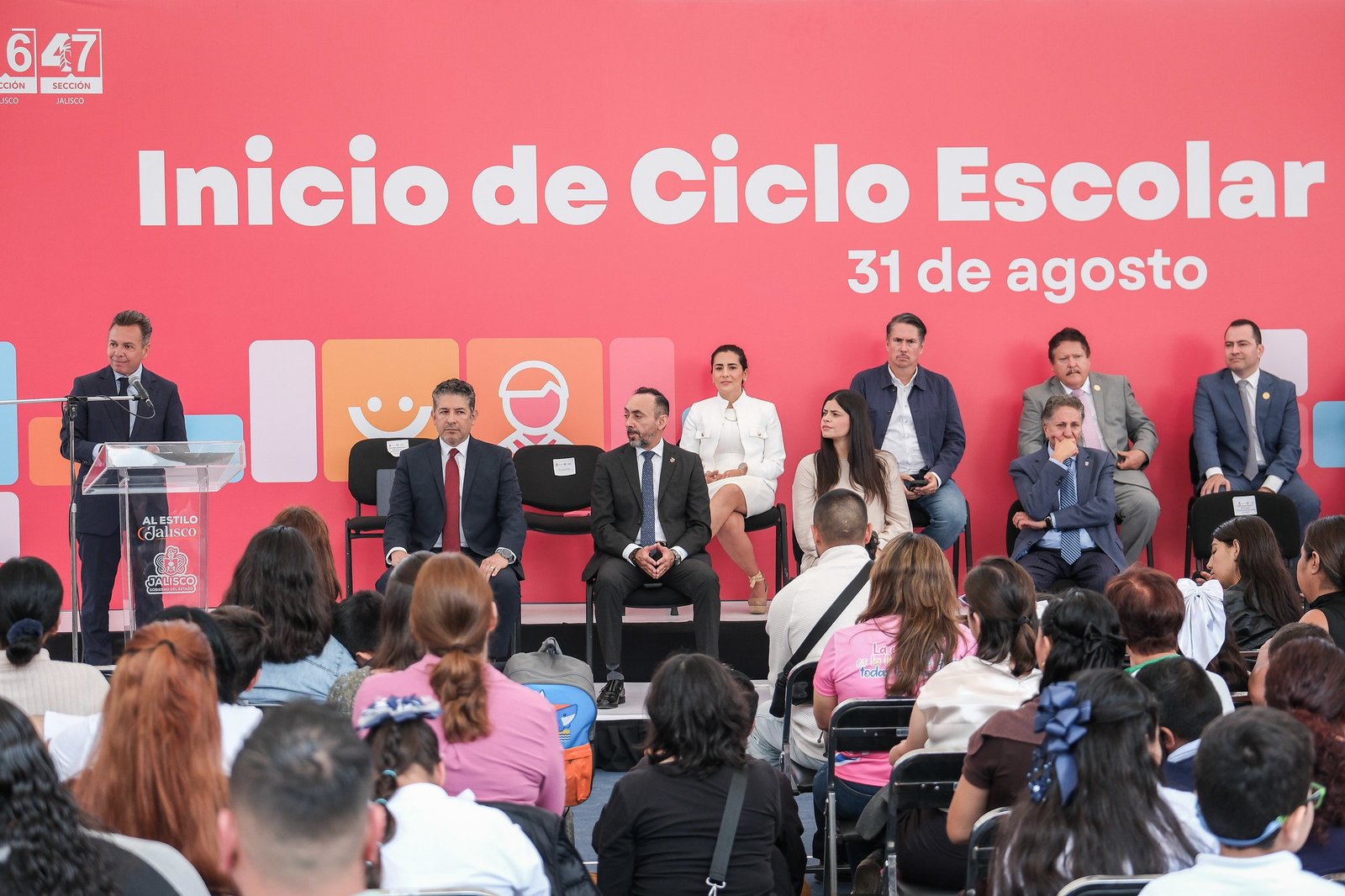 Arranca ciclo escolar para 1.57 millones estudiantes en Jalisco
