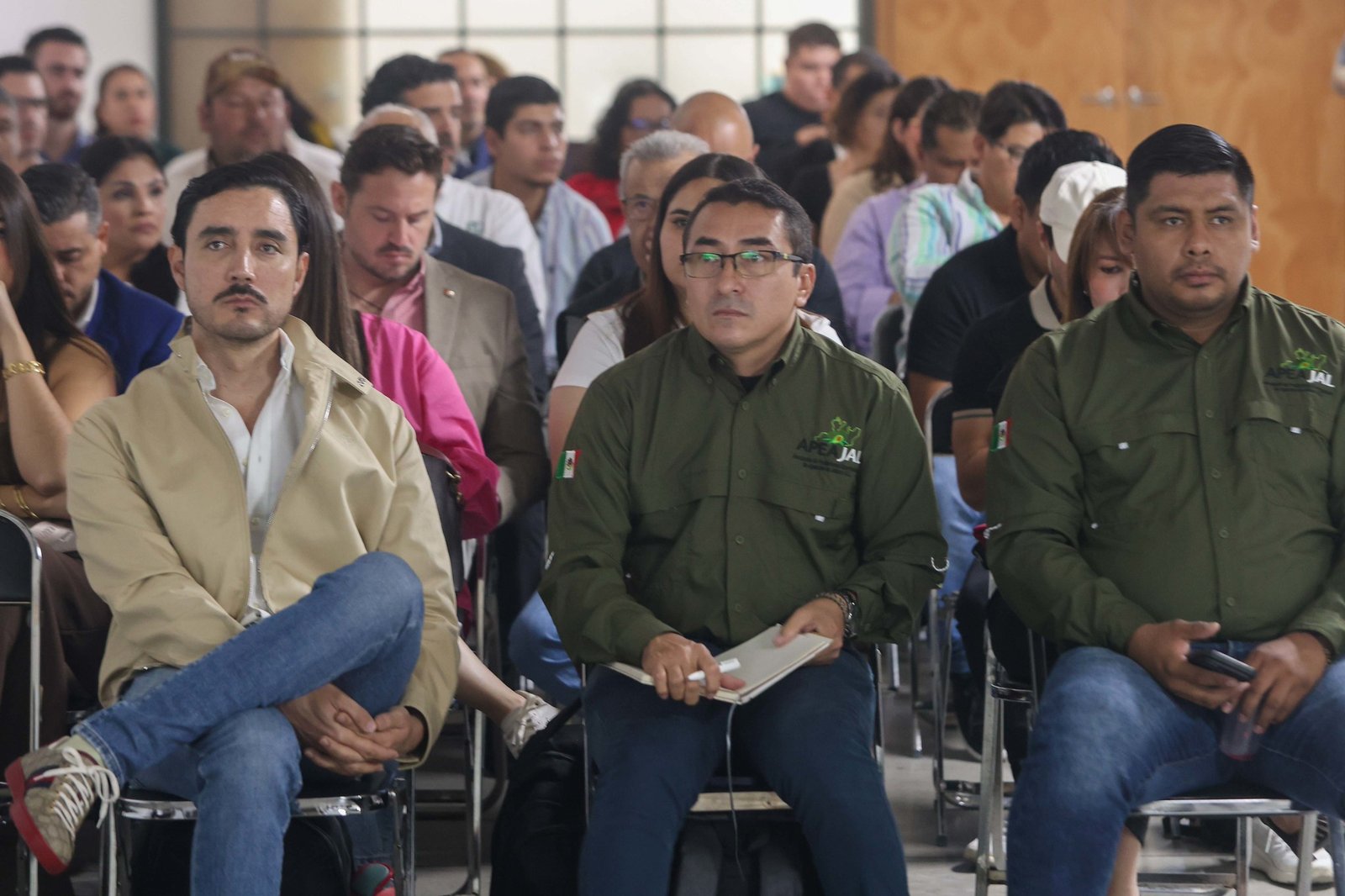 Capacitan a productores ante nuevos requisitos laborales