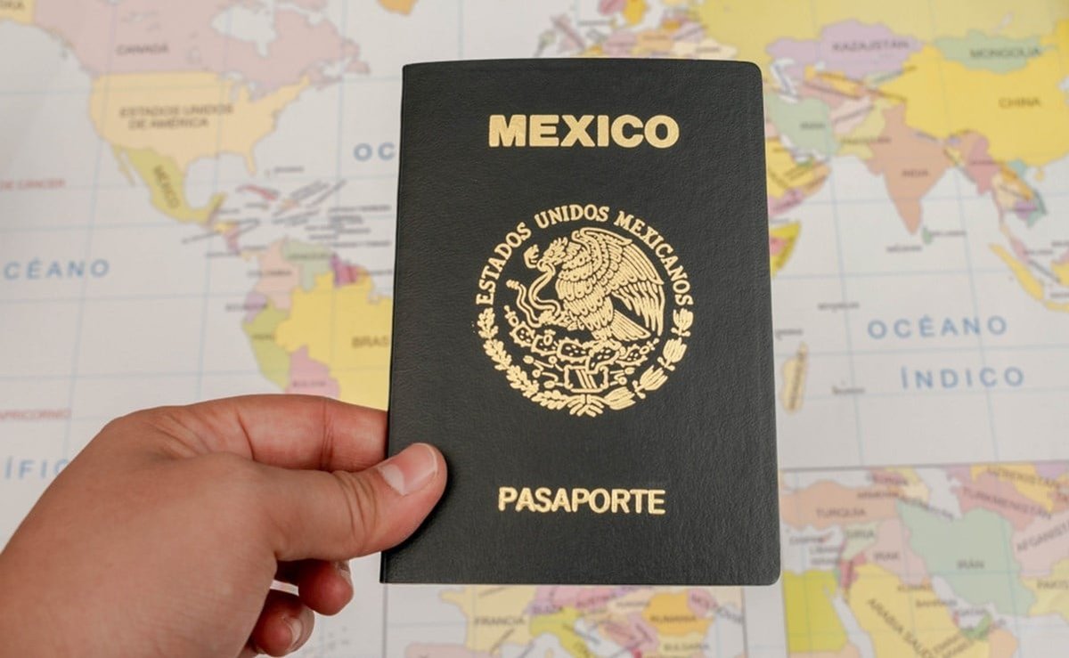Alerta American Society: Reforma de doble nacionalidad podría dividir a México